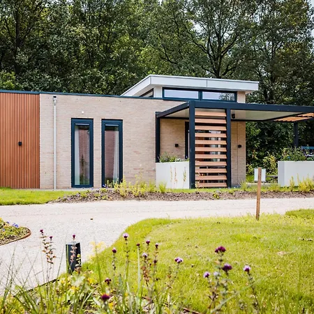 Spacious In Voorhuizen With Terrace * Voorthuizen