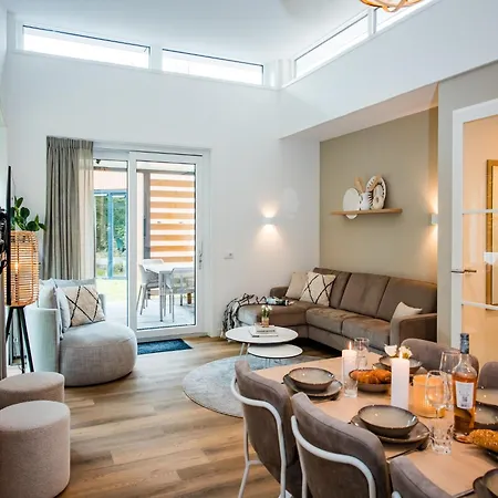 Holiday home Spacious In Voorhuizen With Terrace