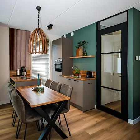 Holiday home Spacious In Voorhuizen With Terrace *