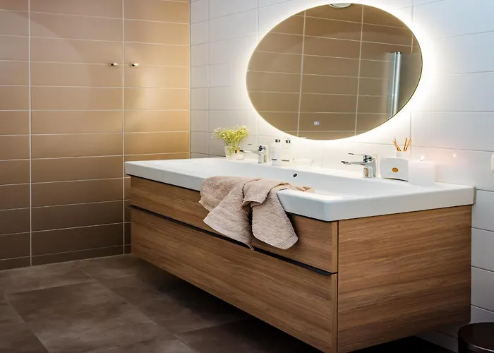 Spacious In Voorhuizen With Terrace *