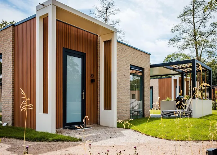 Spacious In Voorhuizen With Terrace فورتهاوزن