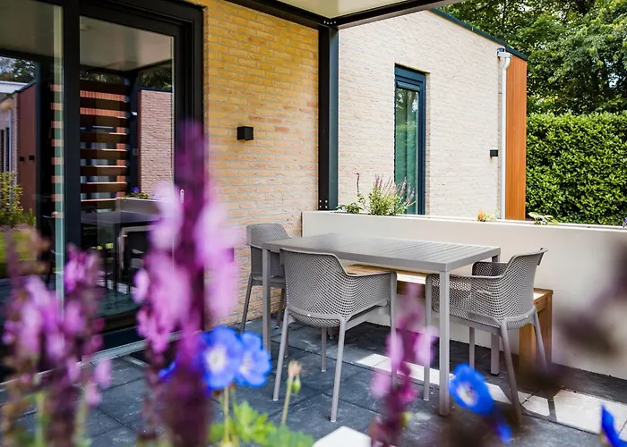 بيت للعطل Spacious In Voorhuizen With Terrace *