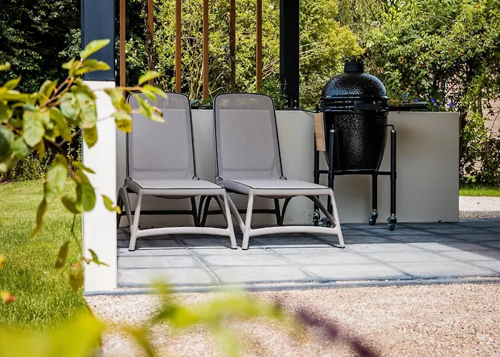 Spacious In Voorhuizen With Terrace *