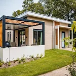 Spacious In Voorhuizen With Terrace Feriehus Voorthuizen