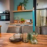 Spacious In Voorhuizen With Terrace Feriehus