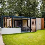 Feriehus Spacious In Voorhuizen With Terrace *