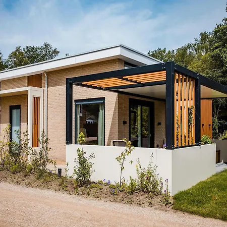 Spacious In Voorhuizen With Terrace Voorthuizen