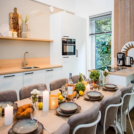 Spacious In Voorhuizen With Terrace