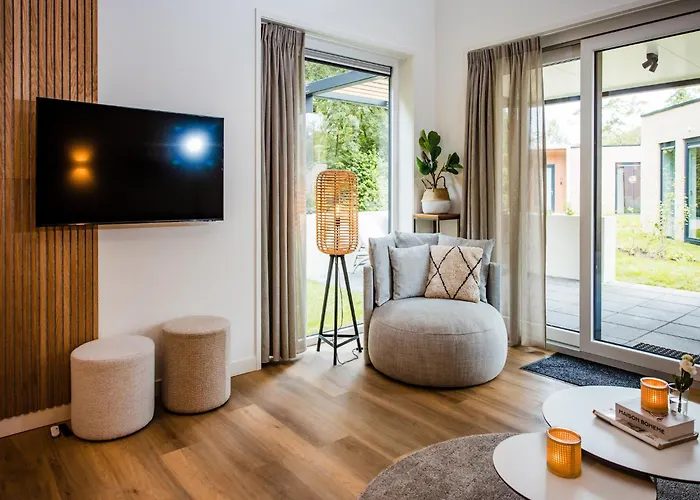 Spacious In Voorhuizen With Terrace 度假居 *