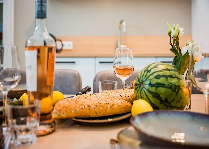 Spacious In Voorhuizen With Terrace