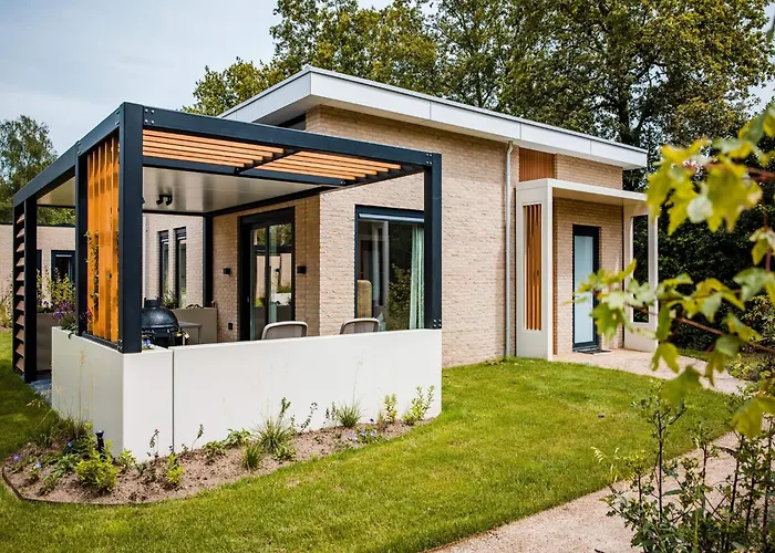 Spacious In Voorhuizen With Terrace